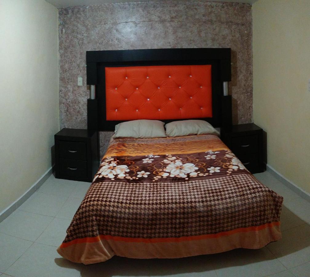 Hotel Amador Zacatlan Bagian luar foto